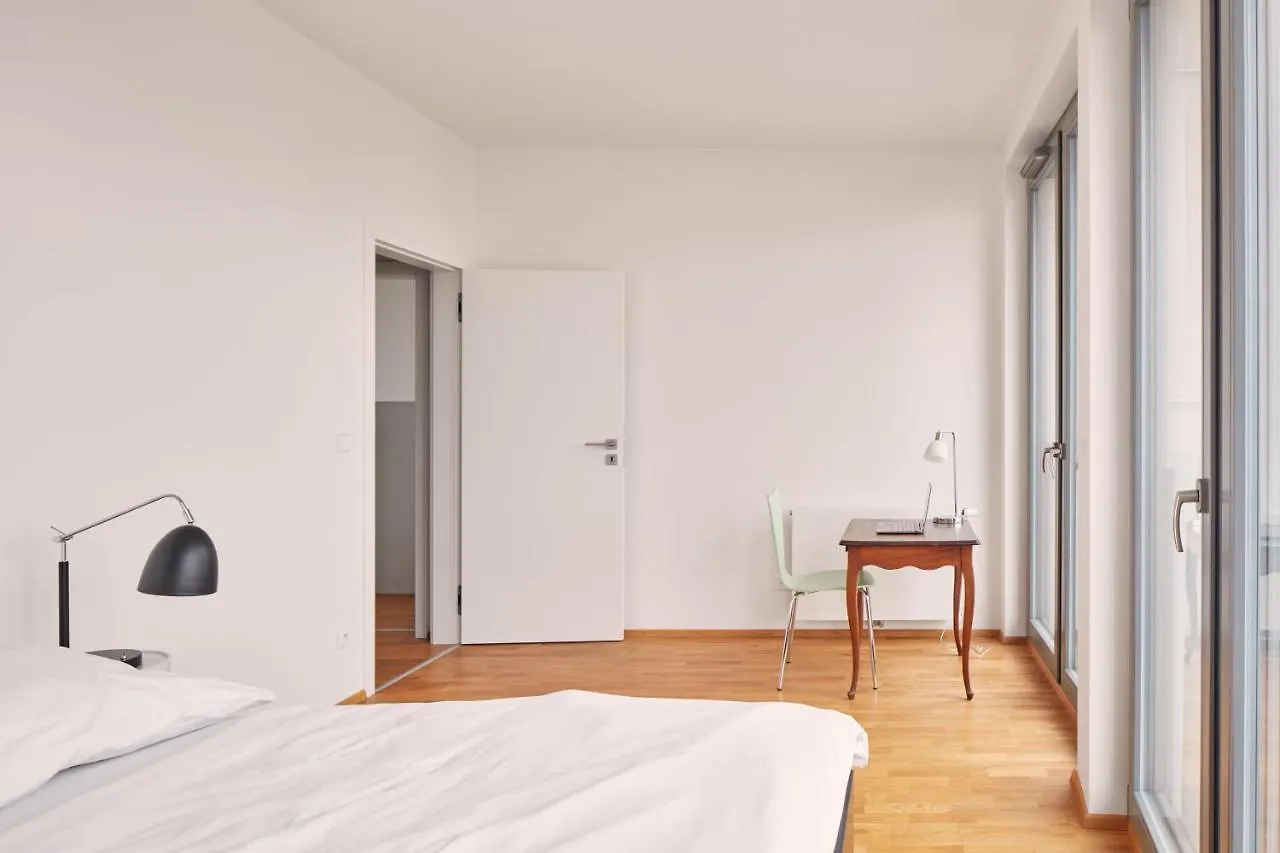Prague Days - Designer Condo - Trendy Neighborhood アパート