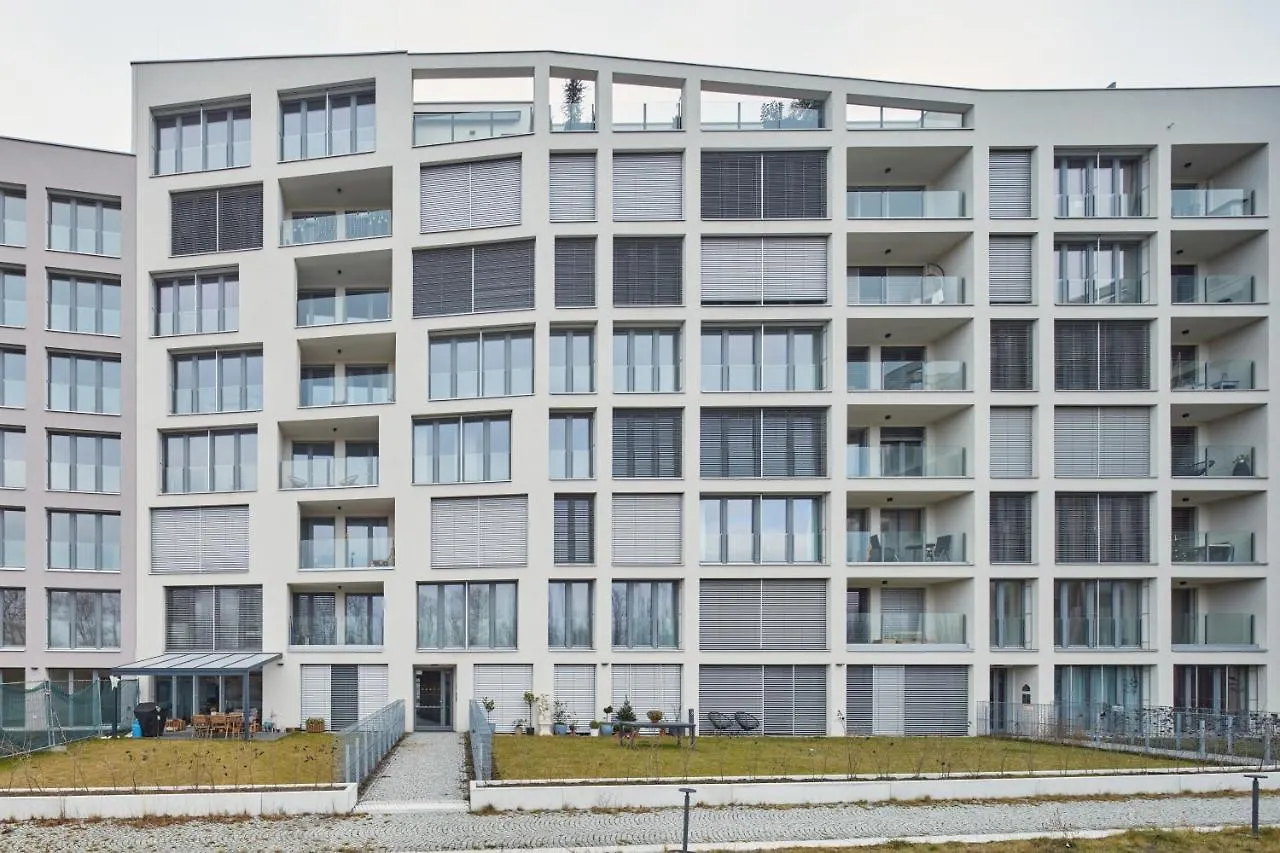 Prague Days - Designer Condo - Trendy Neighborhood